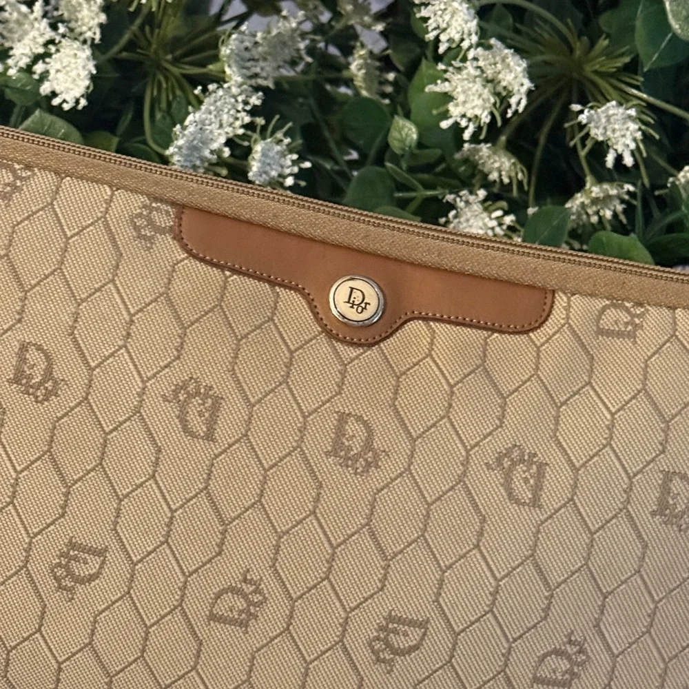 Dior Cannage (Honeycomb) Pouch – Beige Canvas with Brown Leather Trim